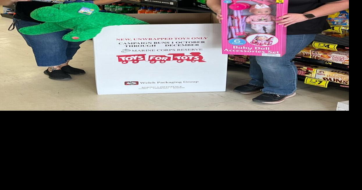 Dollar General boxes