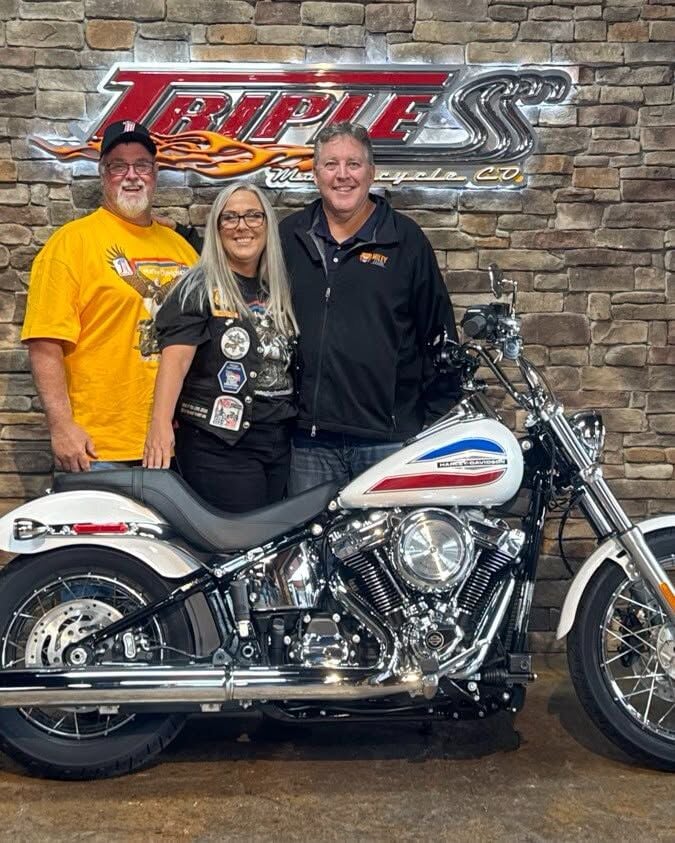Meiley Lettering Mindy Davis wins Miley Legal's giveaway of $15,000 | Garrett News ...