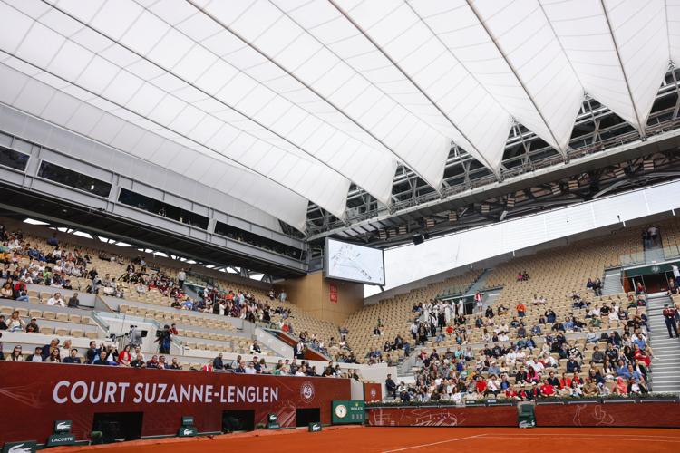 The 2024 French Open has started and there is now a retractable roof