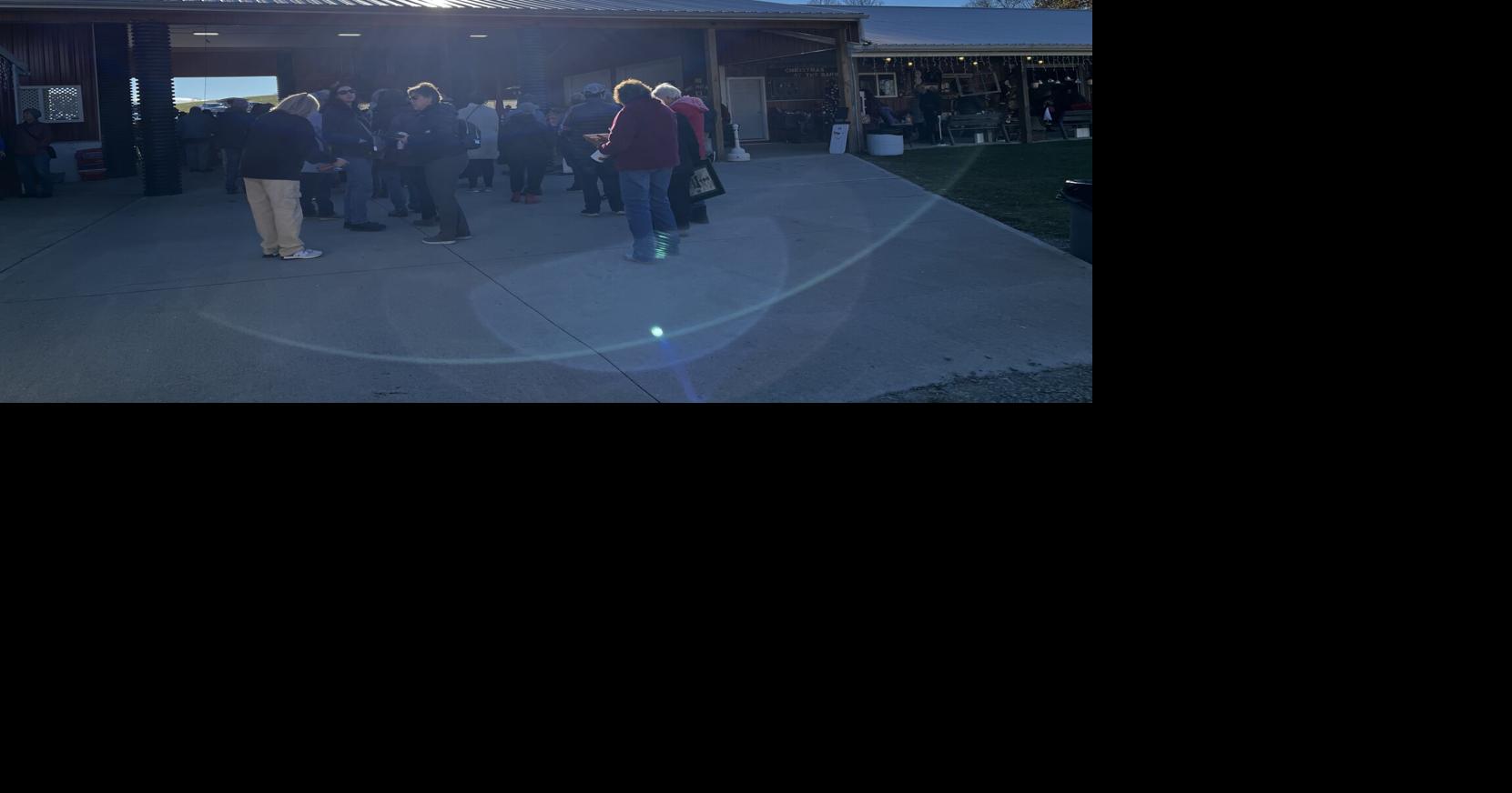 Christmas at the barn gets Masontown into the holiday spirit