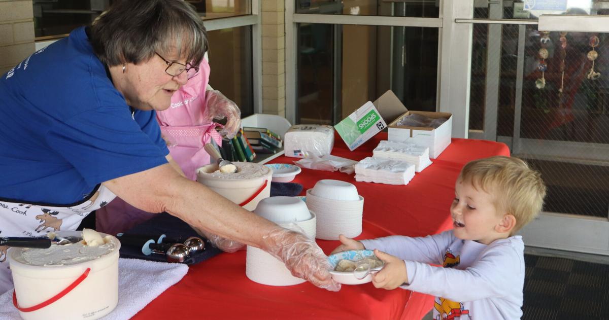 Ice Cream, summer reading kick off