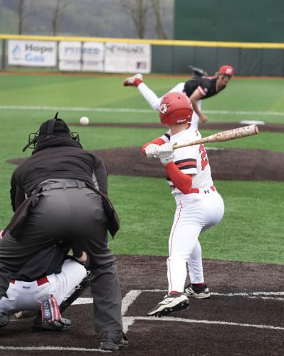 Owen Sondericker's complete game, Luke Rohrig's blast lead Bridgeport ...