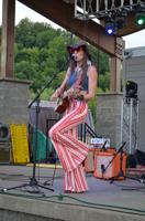 New Faces of Country: Willie Nelson's granddaughter, John Michael Montgomery's nephew perform at Palatine Park