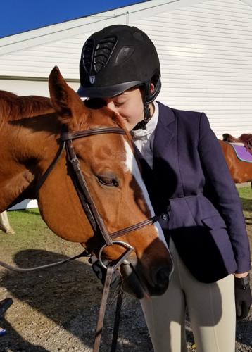 Oakland student prepares for regional horse show competition ...