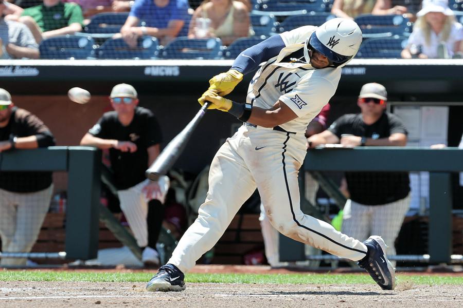 CWS Preview: West Virginia Mountaineers - North Carolina Tar Heels CWS Preview: West Virginia Mountaineers - North Carolina Tar Heels