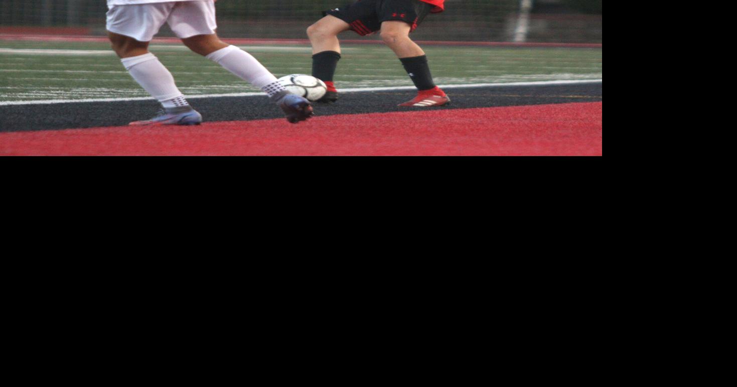 Pair of firsthalf goals push past Bridgeport, 20 West