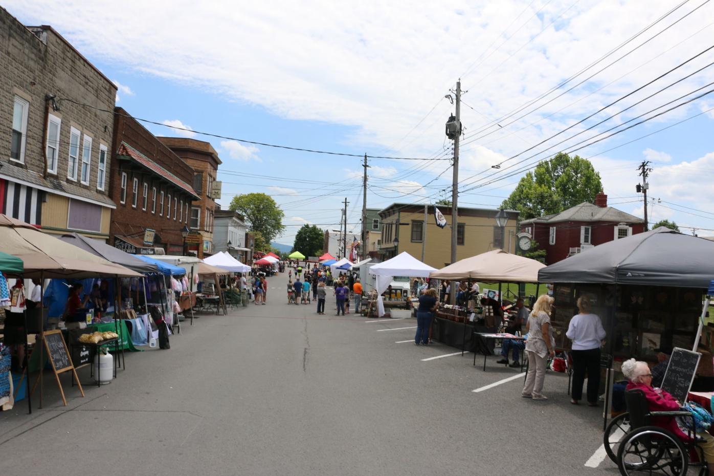 Kingwood to charge deposit to close streets News