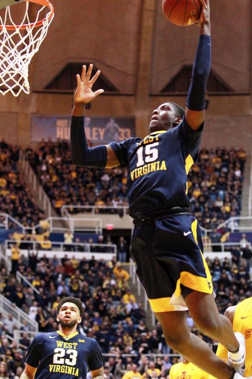 Wvu Notre Dame Renew Adopted Rivalry Wvu Sports Wvnews Com