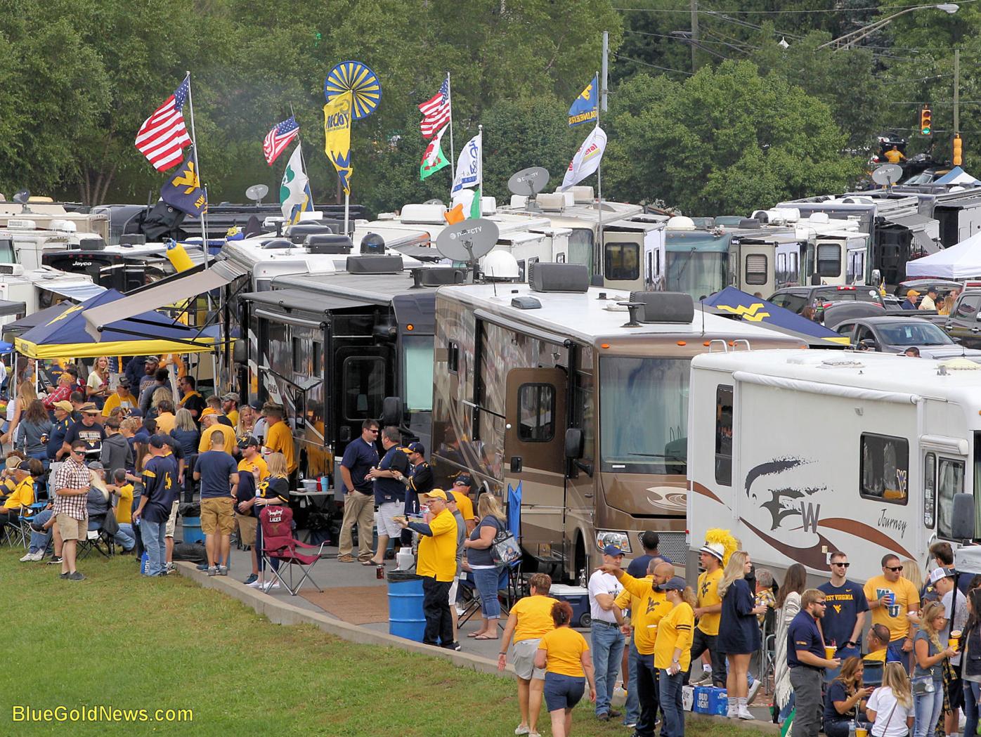 Tailgating Draws Mountaineers Together Even Before Kickoff Ncwv Life Wvnews Com