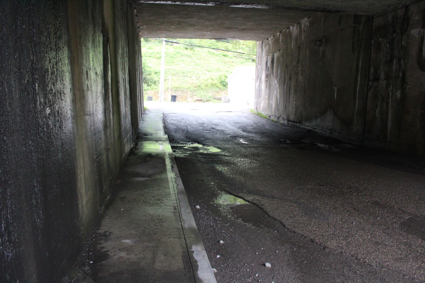 underpass tunnel