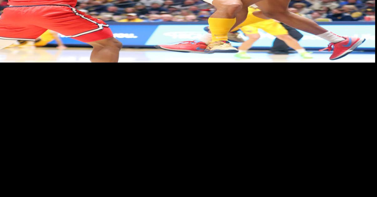 WVU Basketball RaeQuan Battle 4.JPG