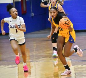 Grafton rally falls short, Washington prevails, 50-46