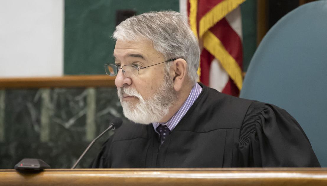 Harrison WV judge nixes ex deputy #39 s bid to extend stay of prison term