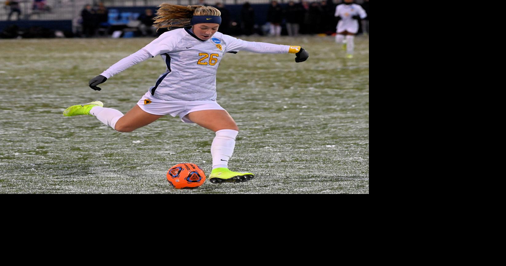 Two WVU womens soccer alums sign pro deals | West Virginia University ...