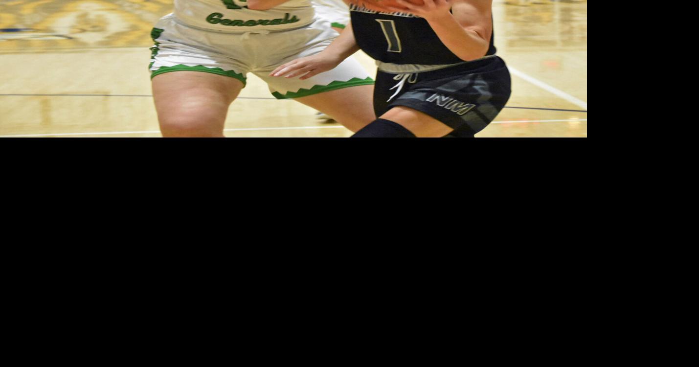 No. 2 North Marion fights slow start with 3rd quarter fire, beats No. 10 Winfield