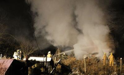 Dog wakes owner in time to escape trailer fire | Free News | wvnews.com