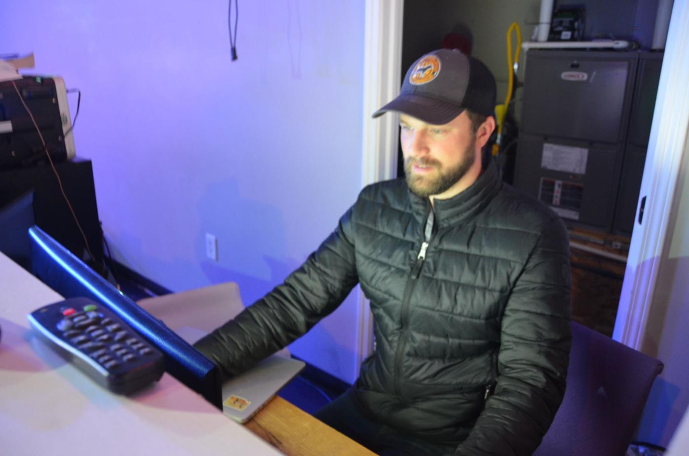 Area Families Prepare For Different Thanksgiving Celebrations News Wvnews Com