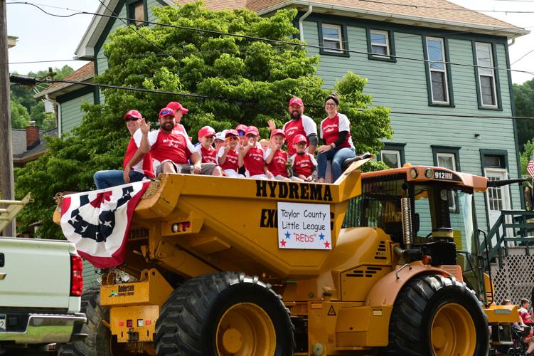 Annual Grafton (West Virginia) Memorial Day Parade draws large crowd