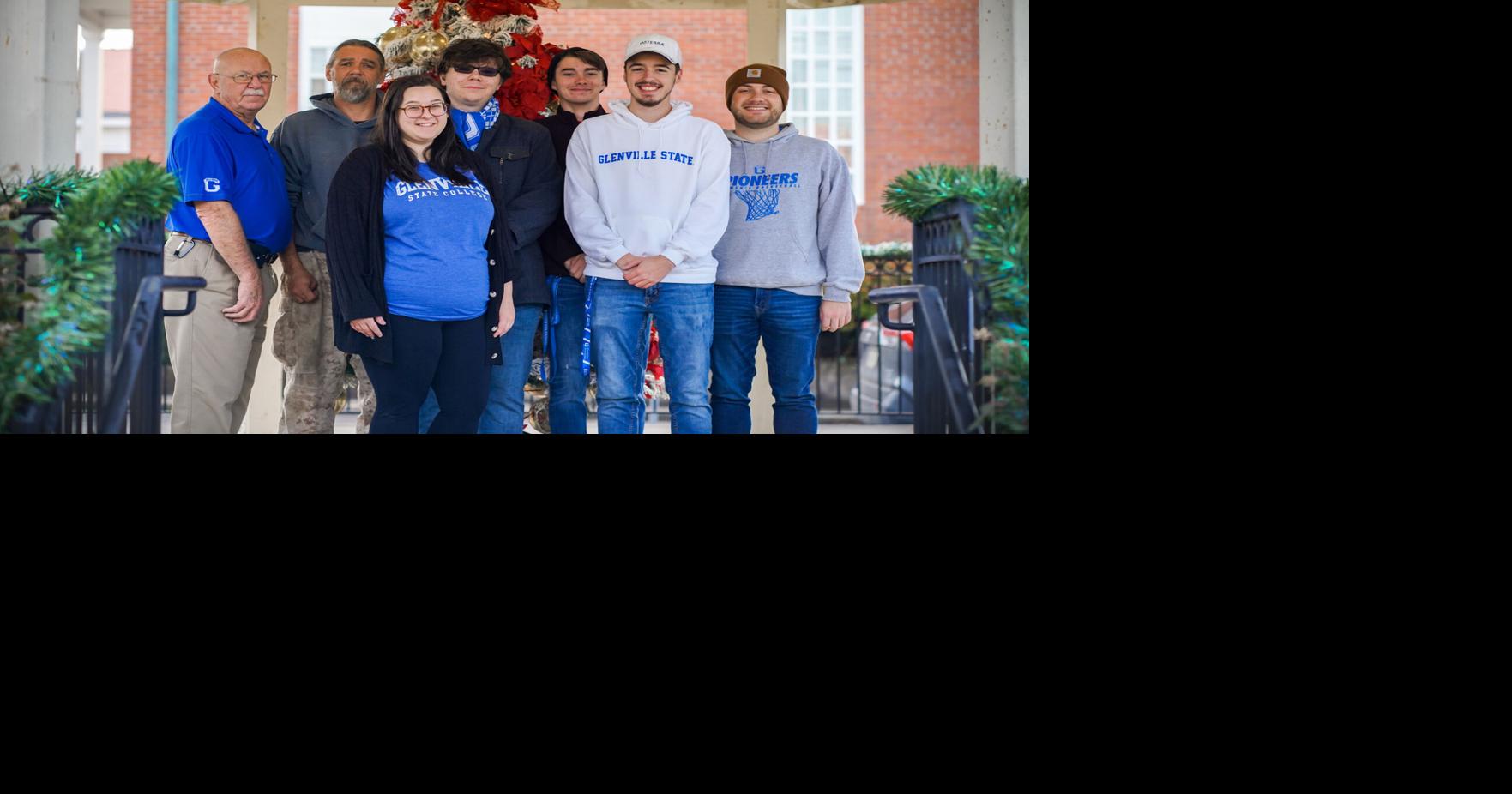 Glenville State College Student Government Association members decorate