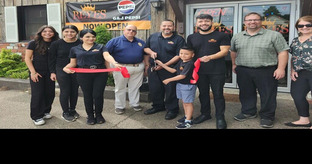 Ribbon Cutting held for Reyes in Gallipolis | Gallipolis News | wvnews.com