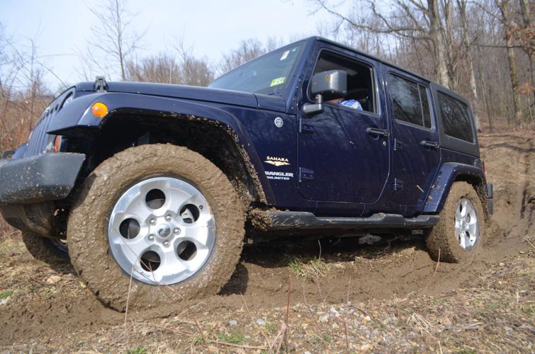 Kingwood dealer gives offroad test drives on oneofakind course