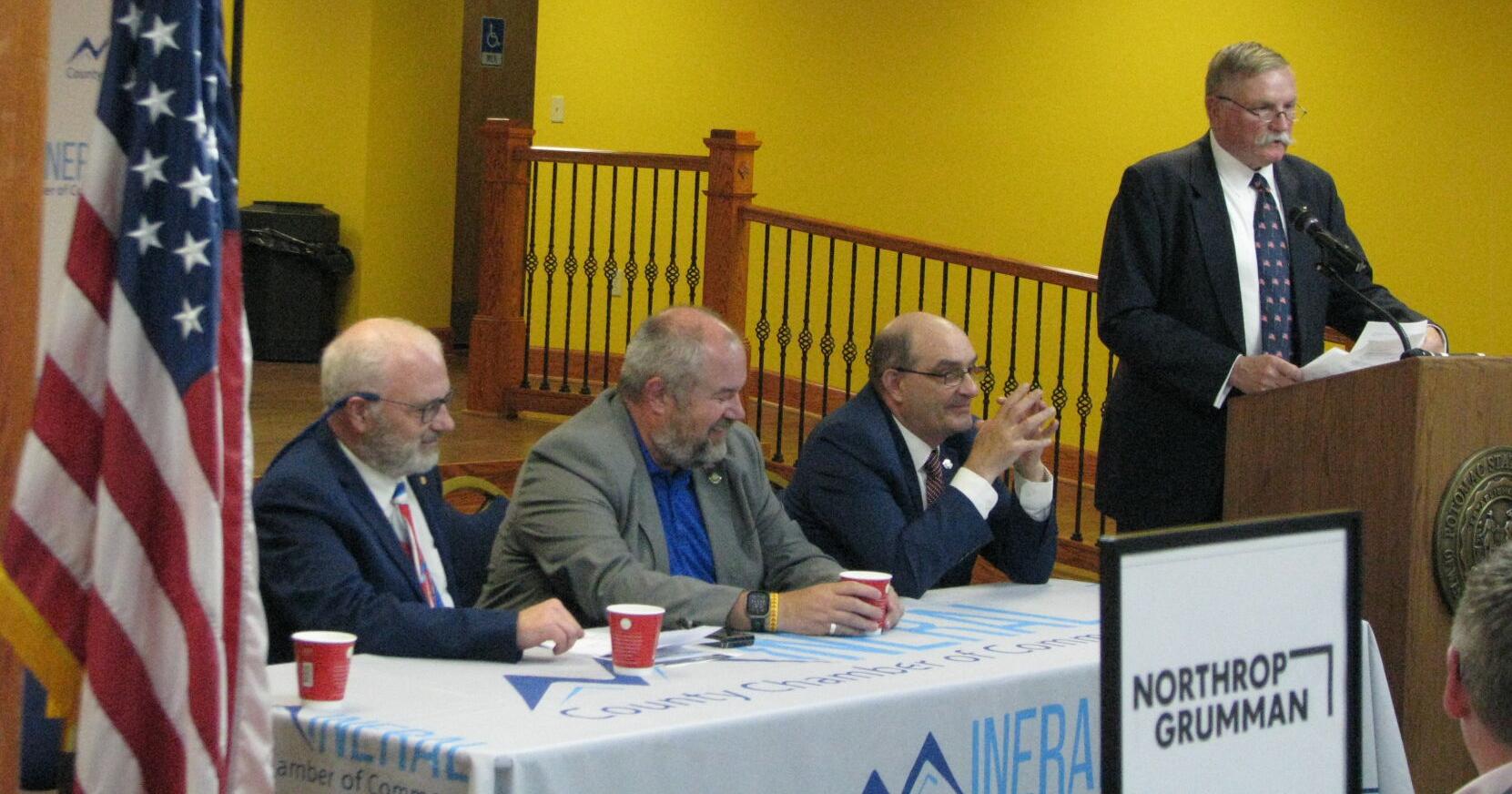 Chamber of Commerce hosts Legislative Dinner - Vimarsana News