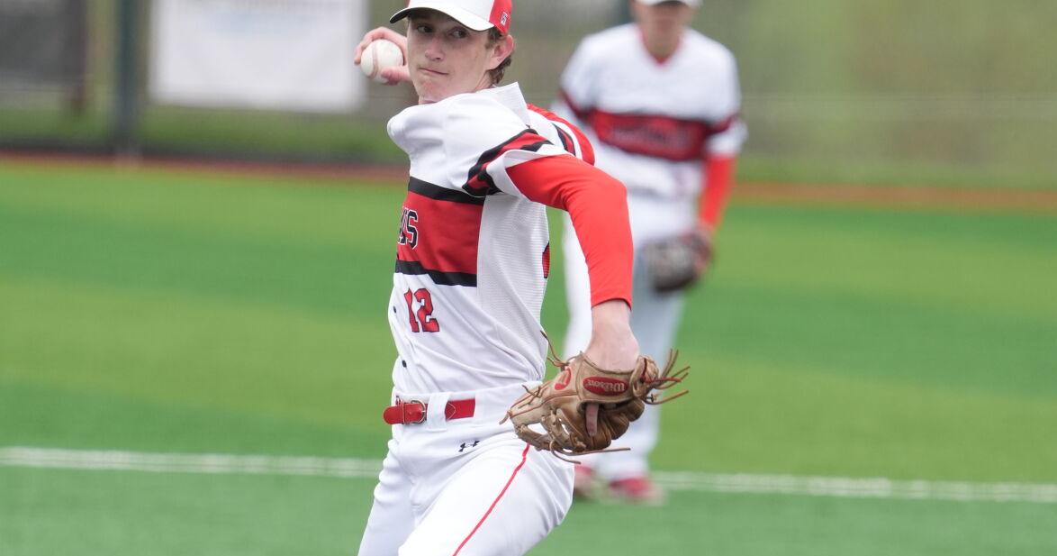 Owen Sondericker's complete game, Luke Rohrig's blast lead Bridgeport ...