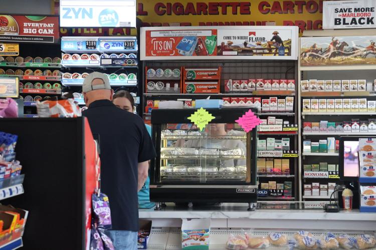 do cigarettes make u skinny Fact-check: Will smoking keep you thin?