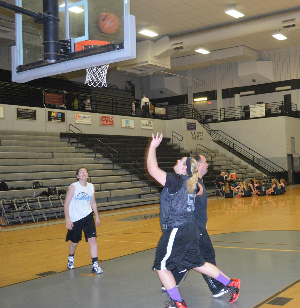 Girls Basketball Profile Tiffany Sanders Deceives With Sneak
