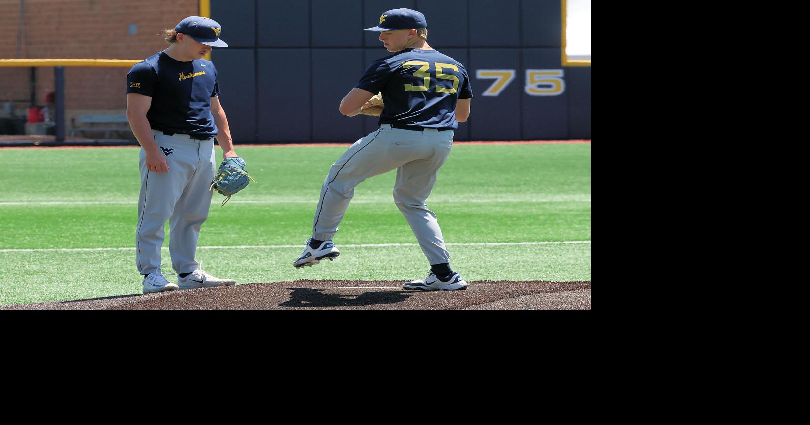 Photo Gallery: NCAA Baseball Super Regional Practice Day West Virginia Mountaineers Mustangs