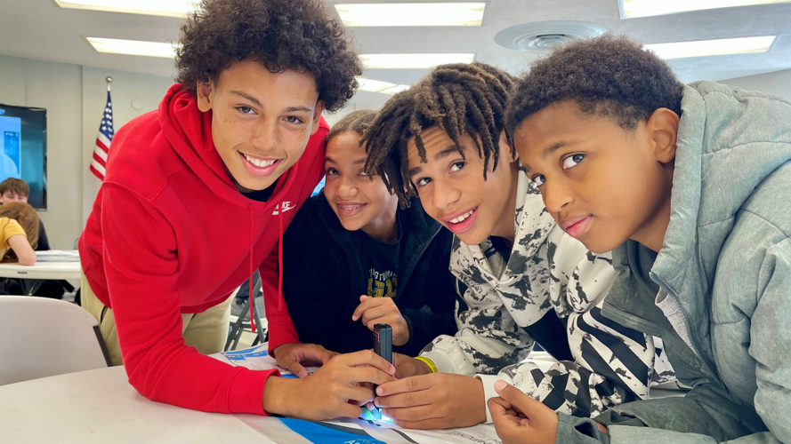 Awards Ceremony Photo Loop - 27