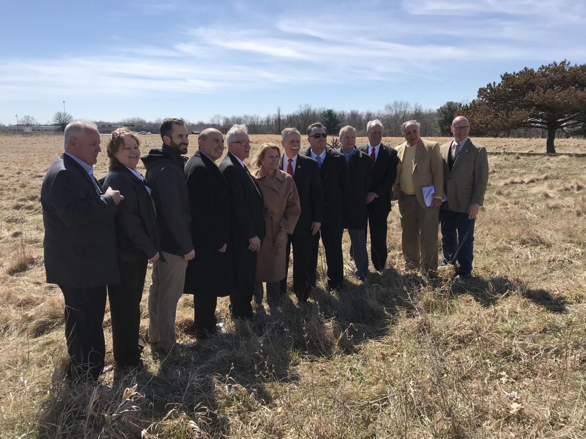 Three Springs Development dignitaries