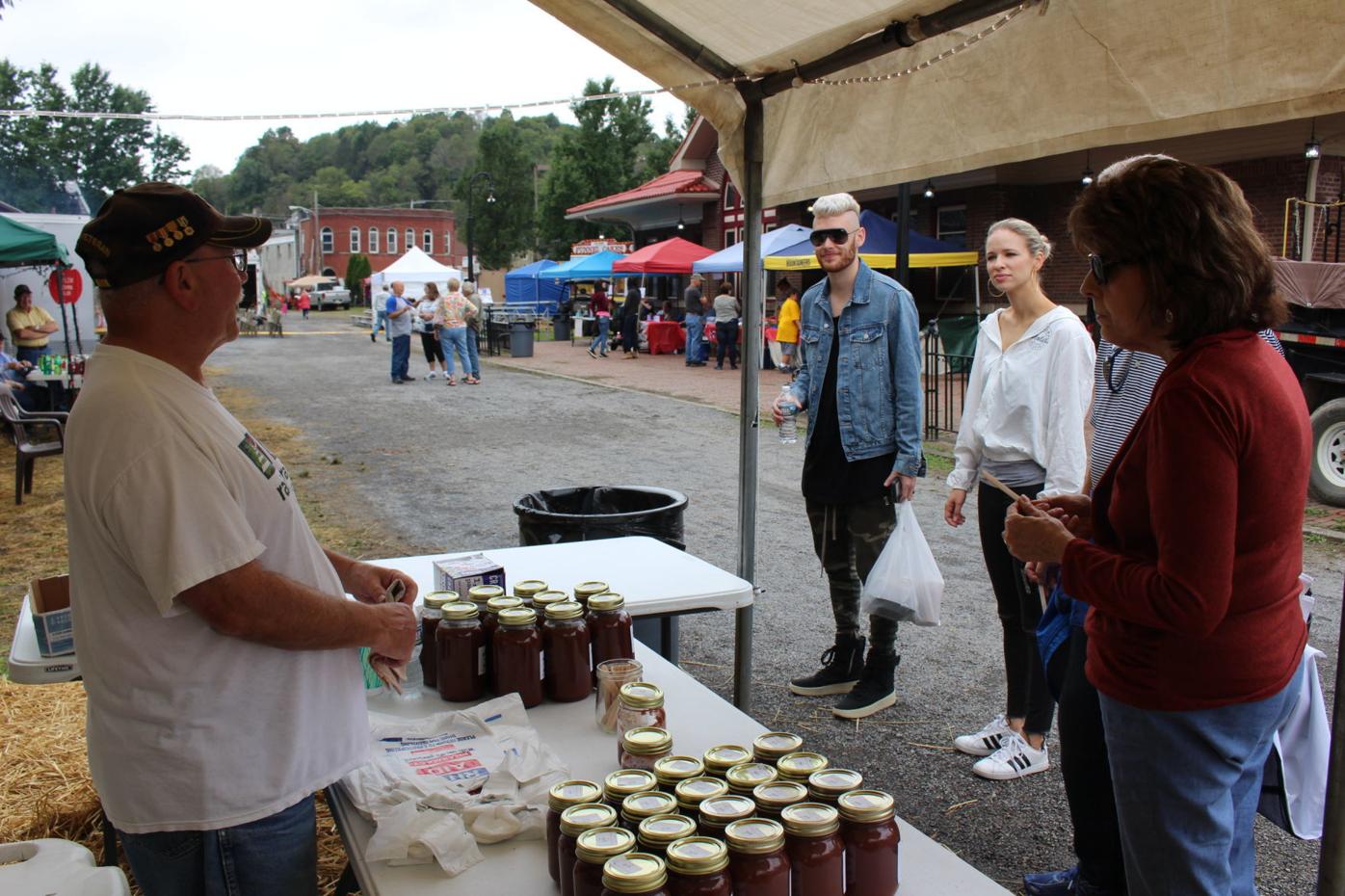 Salem, WV, Apple Butter Festival provides organizations with