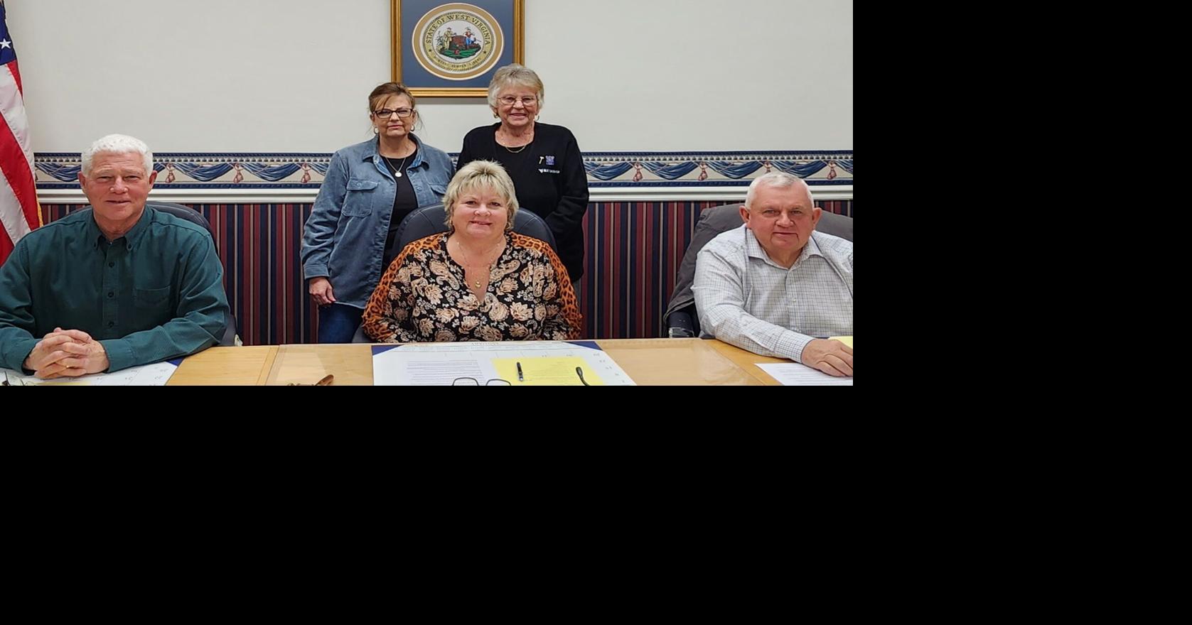 Mason County Commission meets