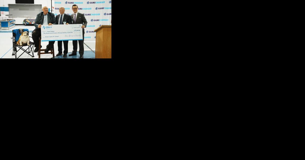 Justice touts GameChanger, marks Red Ribbon Week at Boone County (West Virginia) elementary school - Vimarsana News