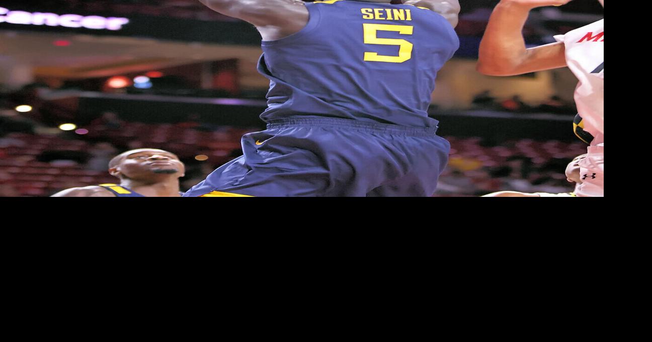 WVU men's basketball rounds out riveting weekend for Mountaineer athletics with OT thriller
