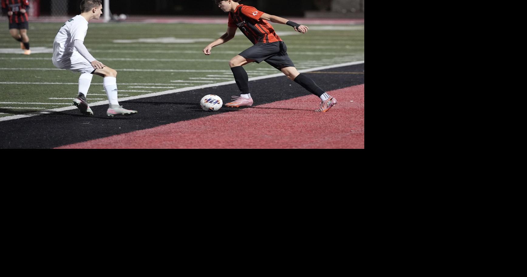 Bridgeport boys and girls soccer blitz Hampshire to advance to regional finals