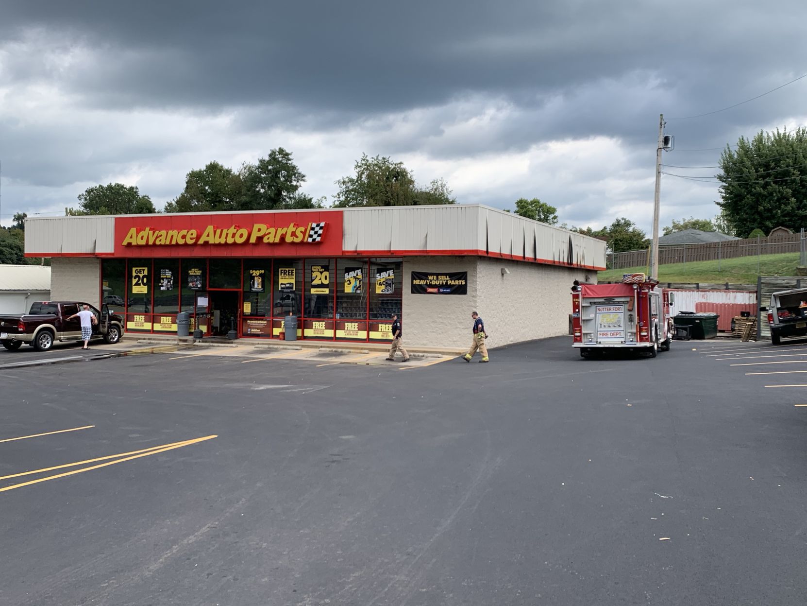 Local Advance Auto Parts closed until further notice after