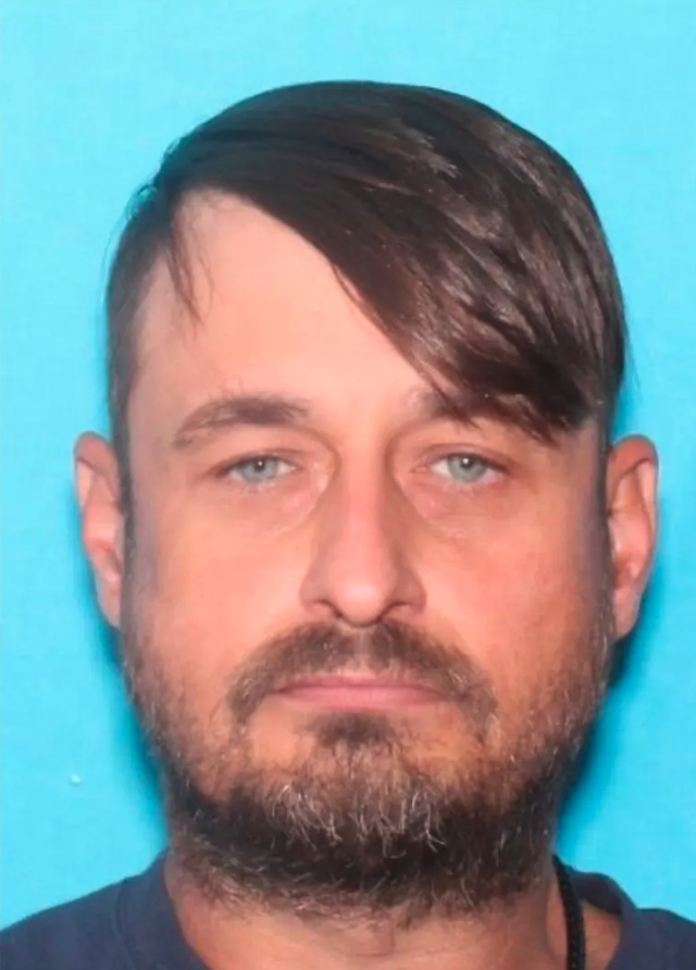 Lincoln County, West Virginia, man sought after alleged threats against