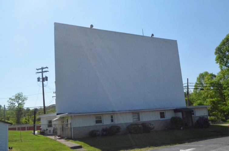 Sunset DriveIn in Shinnston (West Virginia) to hold season opening