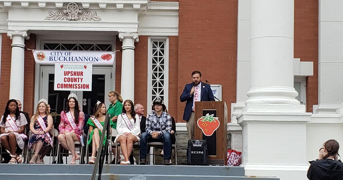 West Virginia Strawberry Festival kicks off in Buckhannon, with