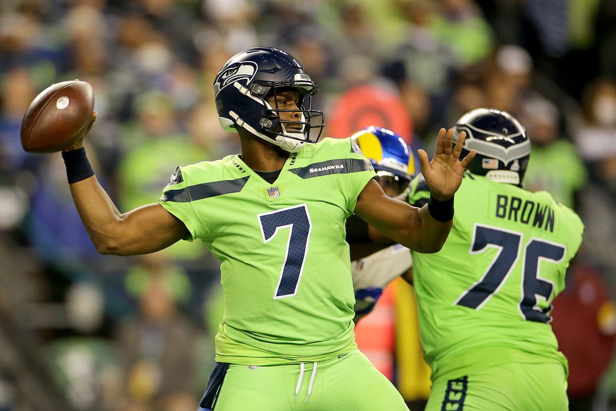 Seahawks' Reunion With Former $27 Million Starter Is a