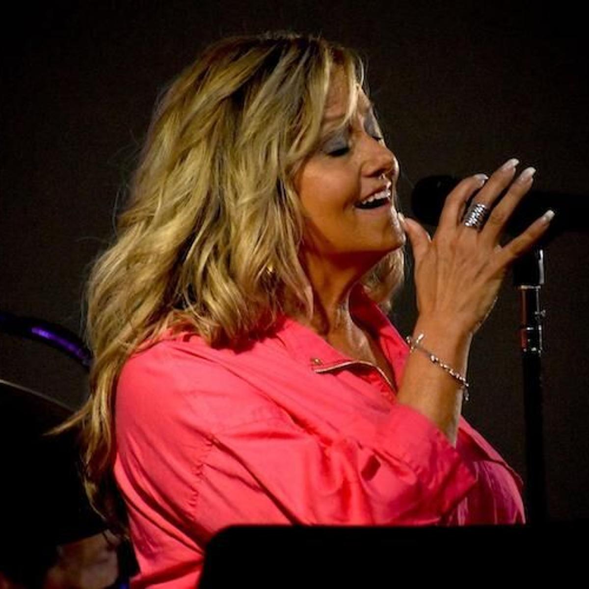 West Virginia singer signs recording, publishing contract with ... Image Rasul Douglas image beautiful image beautiful image beautiful image beautiful - West Virginia singer signs recording, publishing contract with ...