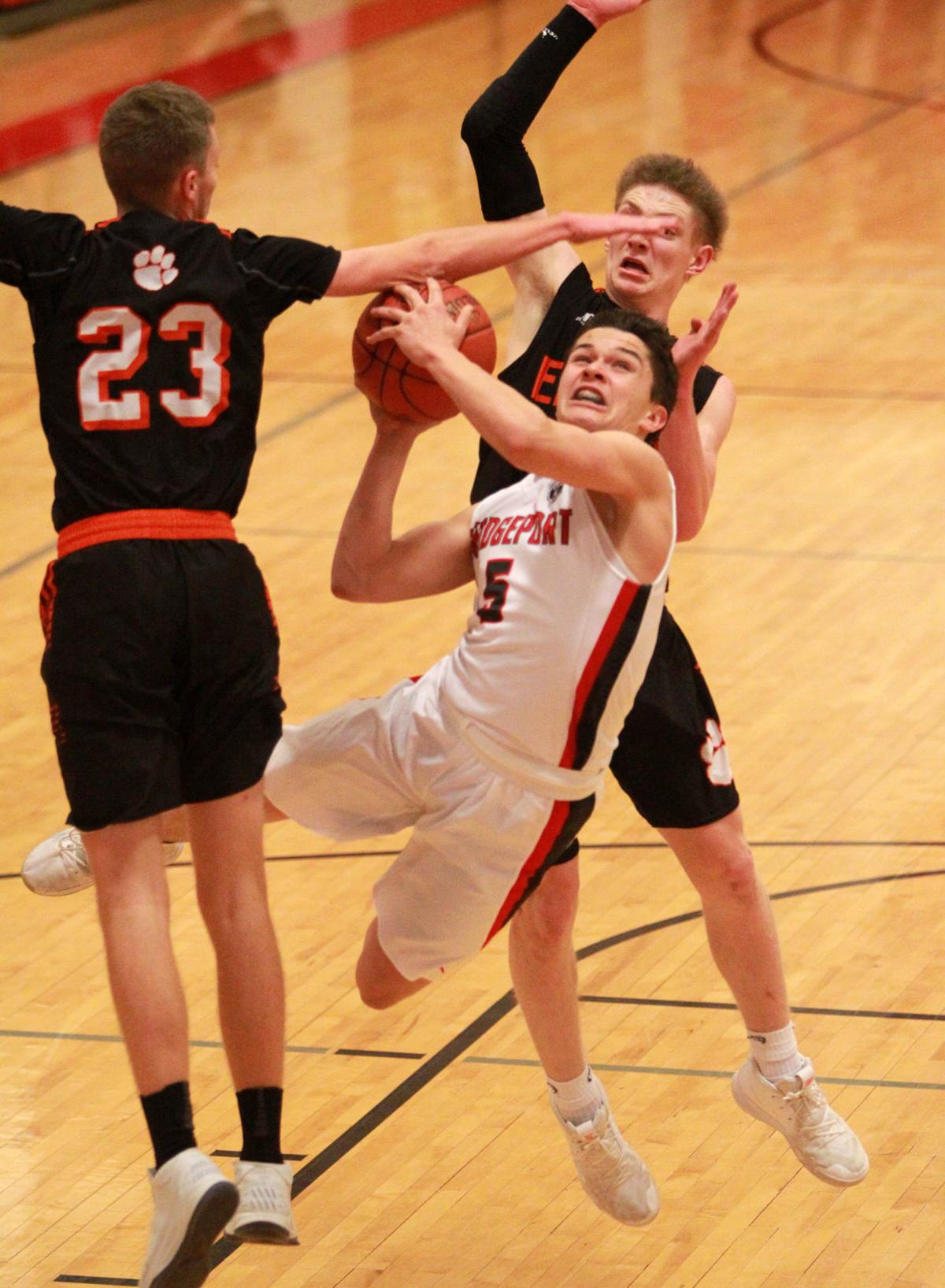 Bridgeport Hangs On Against Elkins 59 55 High School Wvnews Com