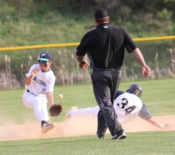 Frankfort blanks Moorefield, 100, with Lynch and Hare on the mound