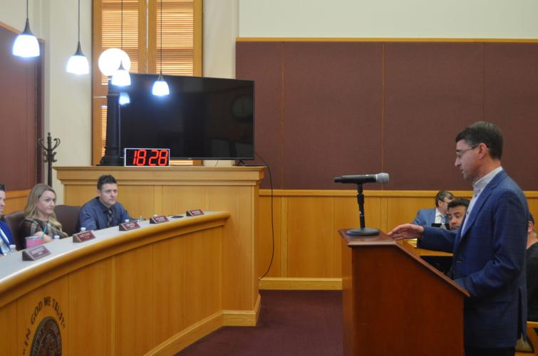 Clarksburg, West Virginia, City Council, fails to approve loitering