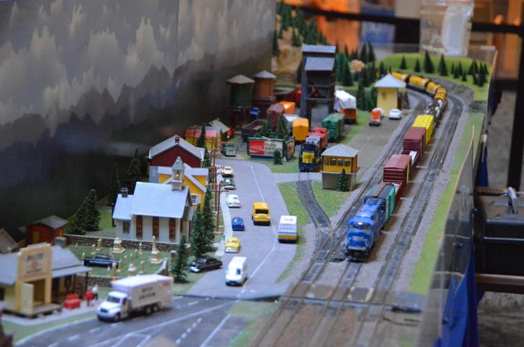 Clarksburg Area Model Train Club displays collection to keep history alive Free News