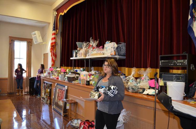 Penny auction raises funds for Bridgeport Juniors civic projects, is ...