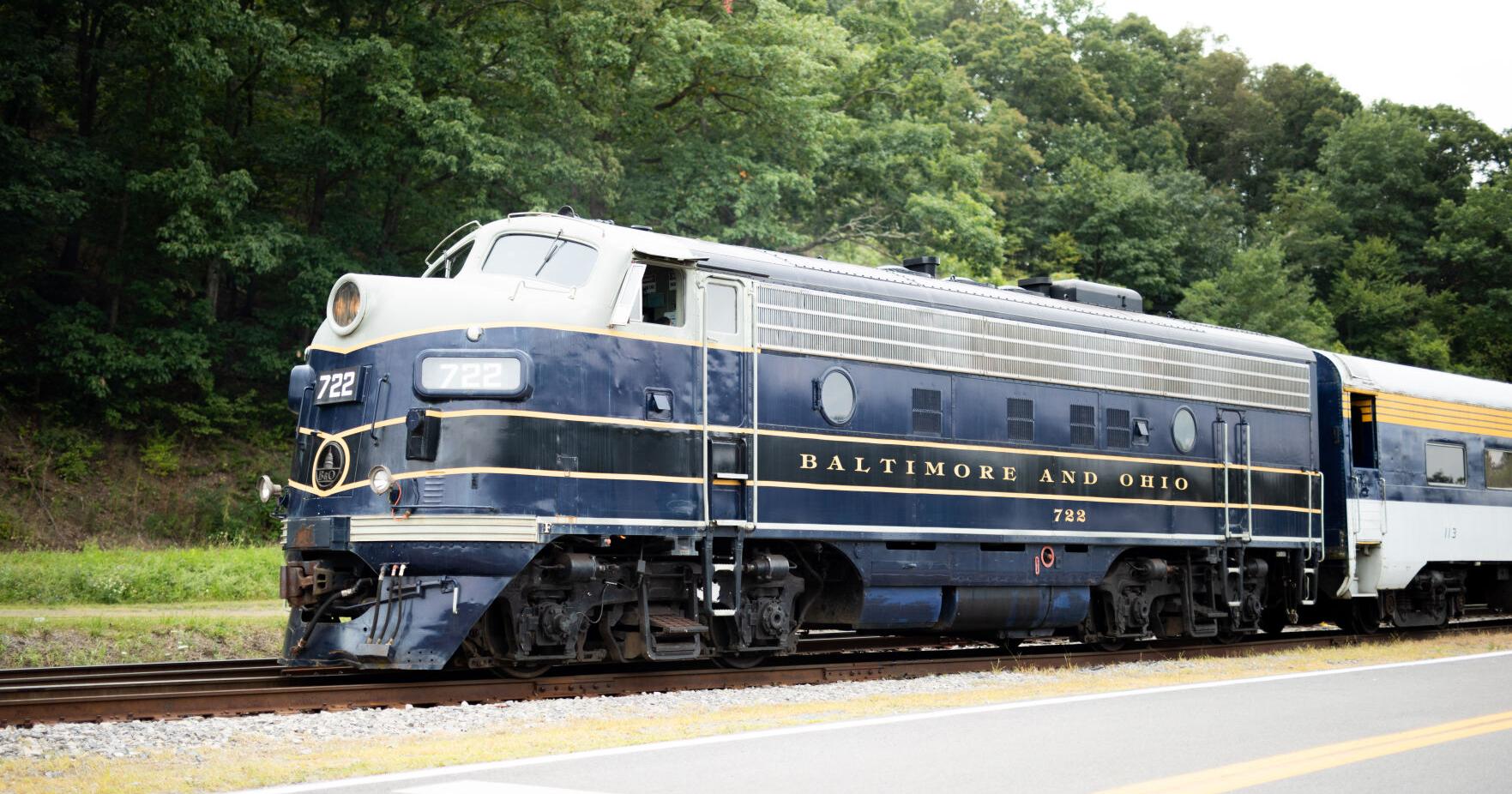 Scenic train tours offer unique view of the Mountain State - Vimarsana News
