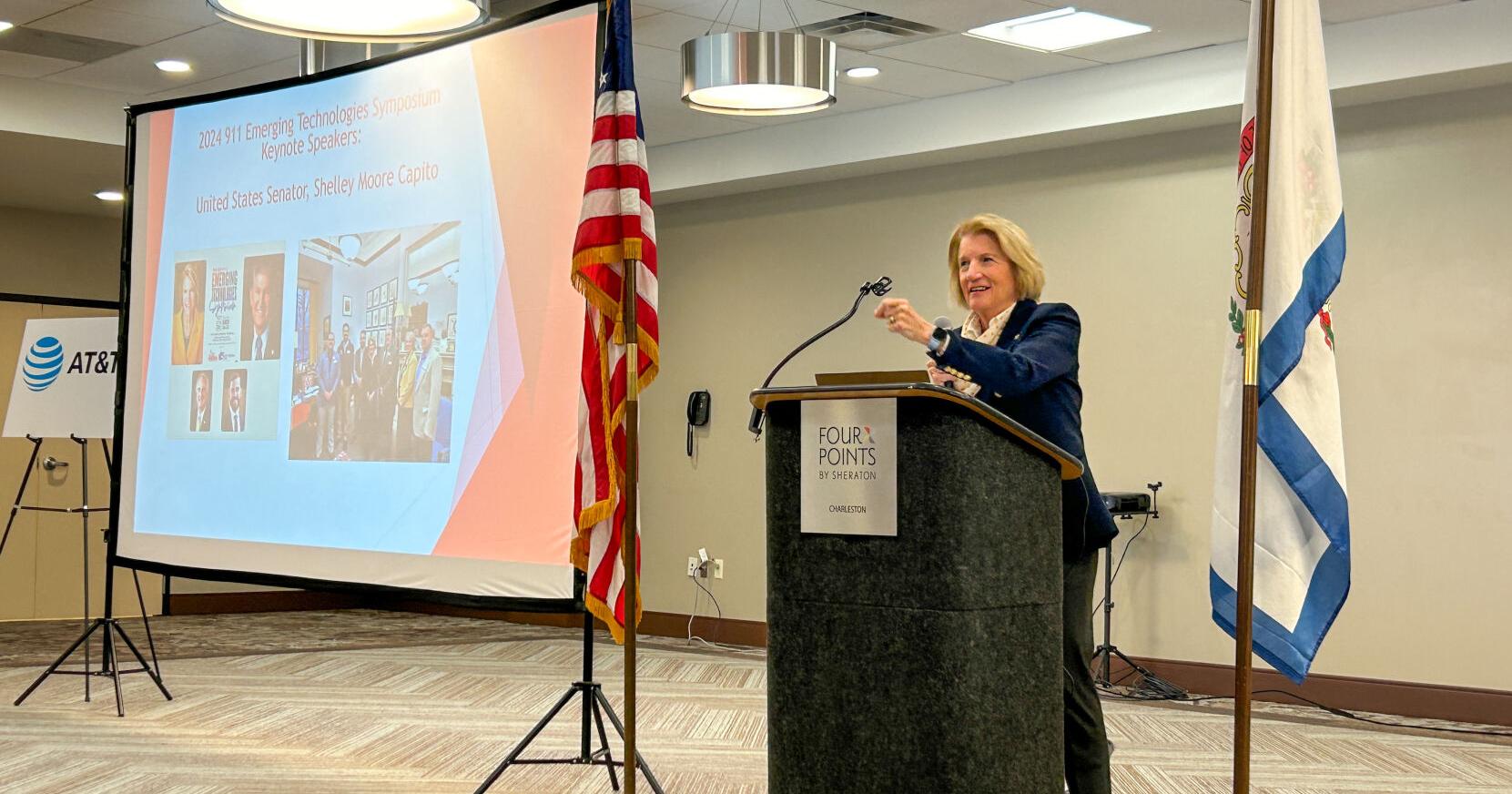 911 dispatchers hear from state, congressional leaders at inaugural summit - Vimarsana News